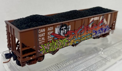 Scale micro trains weathered - trains,