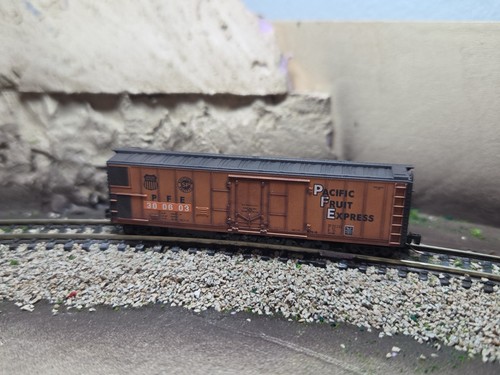 Micro trains scale weathered - z,